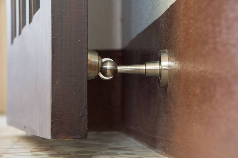 Benefits of a Door Stop Benefits of a Door Stop