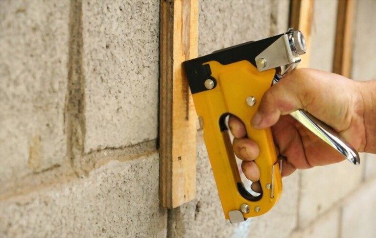 Benefits of Carpet Stapler