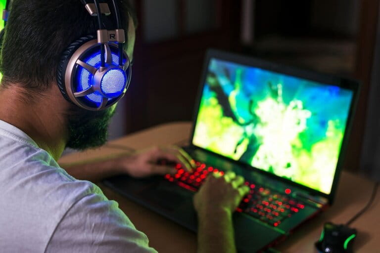How To Choose Gaming Laptop