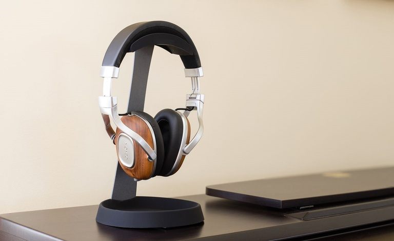 How To Choose Stand For Headset