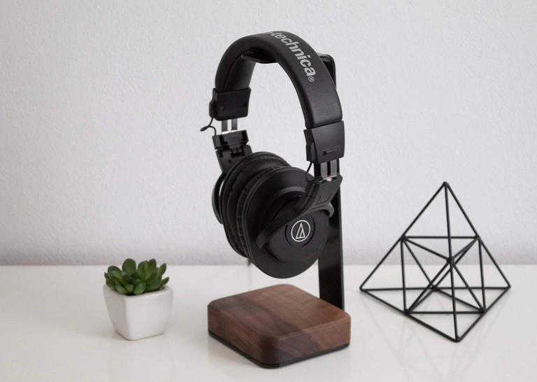 How To Choose Stand For Headset