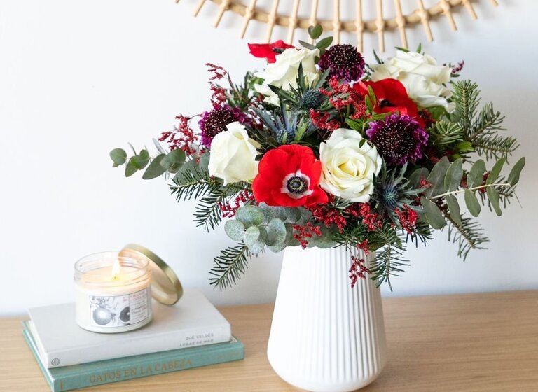 How To Choose A Vase For Flower Arrangements How To Choose A Vase For Flower Arrangements